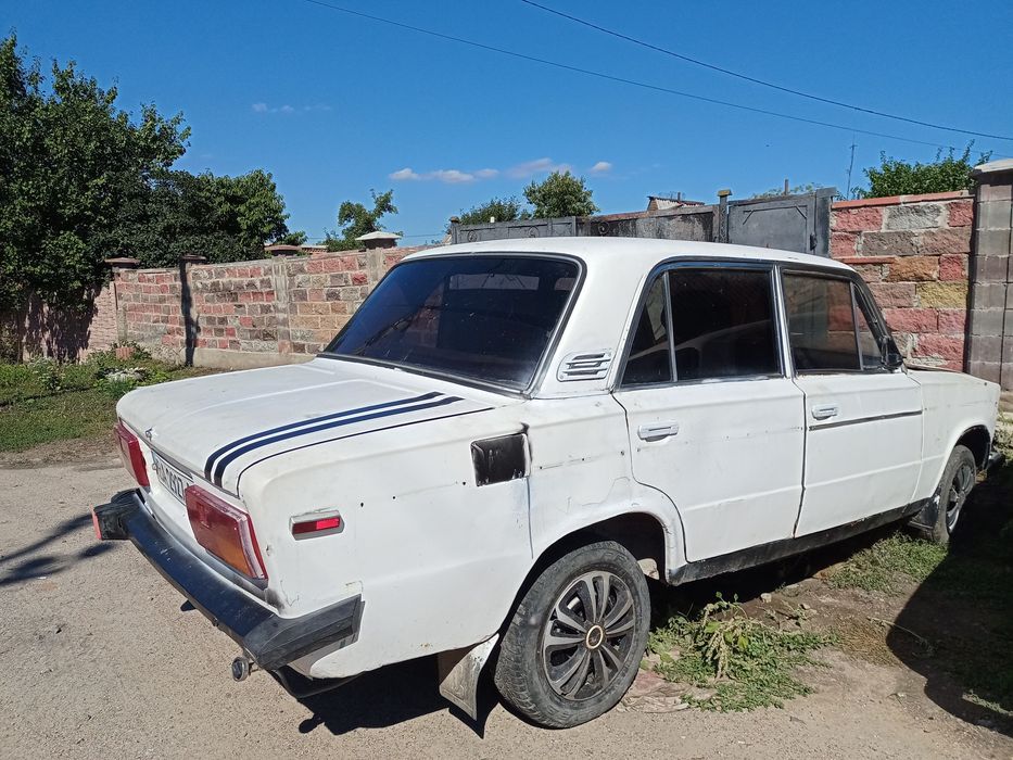 Ваз 2106 на ходу заводится ёдет бодро