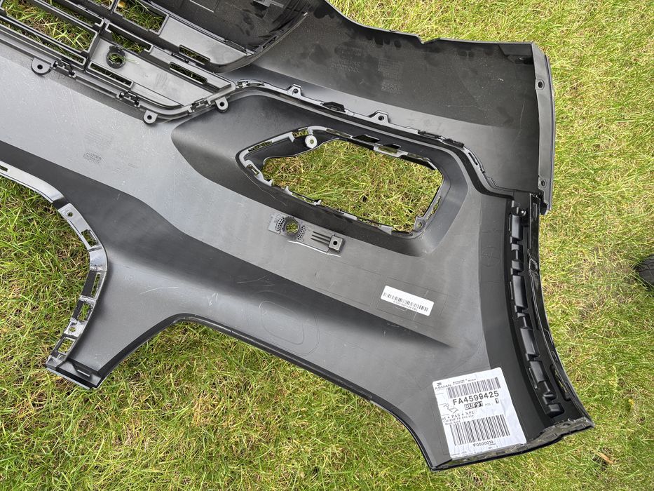 Zderzak przedni Volvo XC40