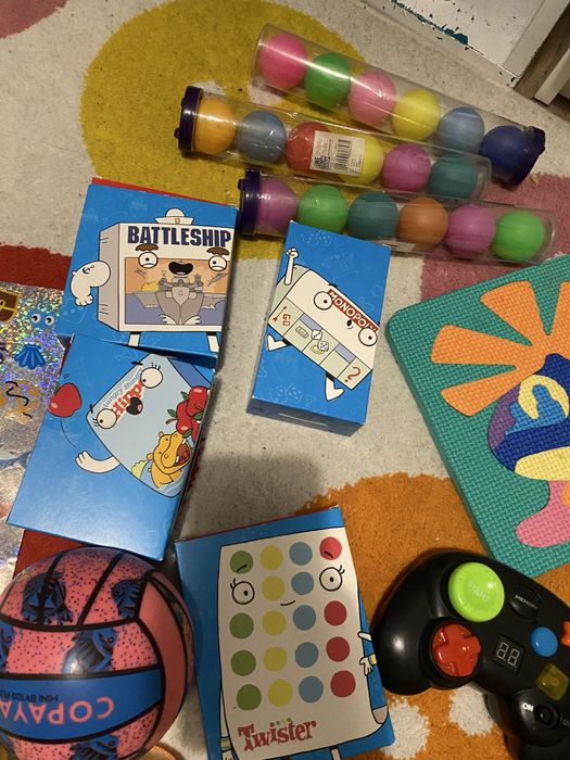 Mega duzy zestaw zabawek