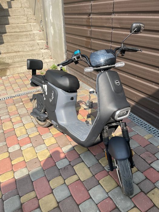 Електро скутер, 800wt, пробіг 600км