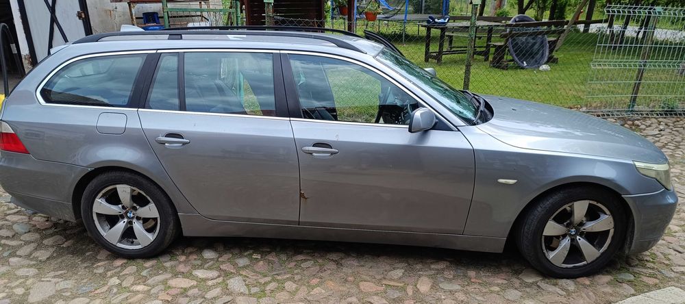 BMW E61  530d 2004r