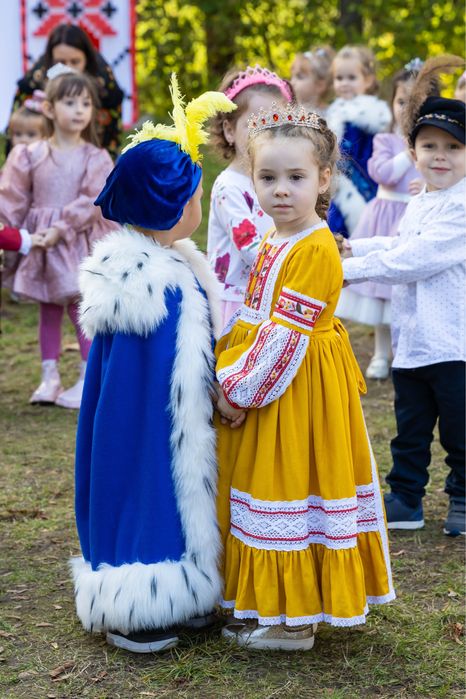 Вишита сукня для дівчинки