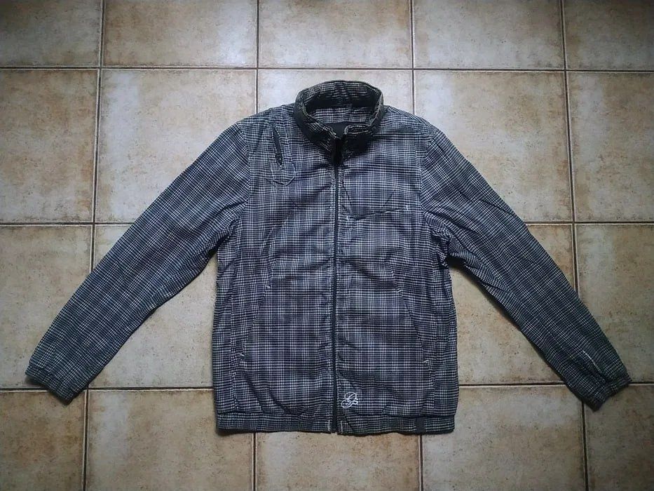 ветровка Brooks Schott Dakine In Gold We Trust JCB HH Reebok G-Star