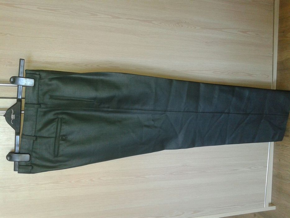 Чоловічий  костюм