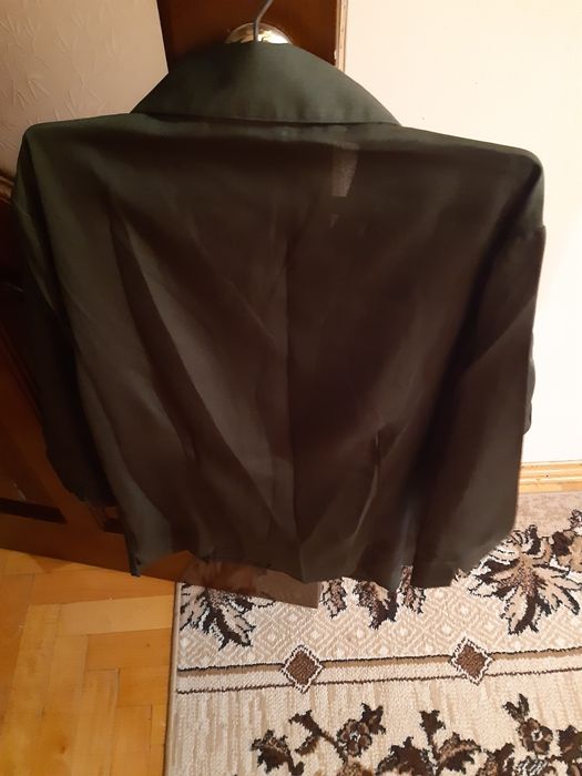 Блузка, сорочка різні, Here