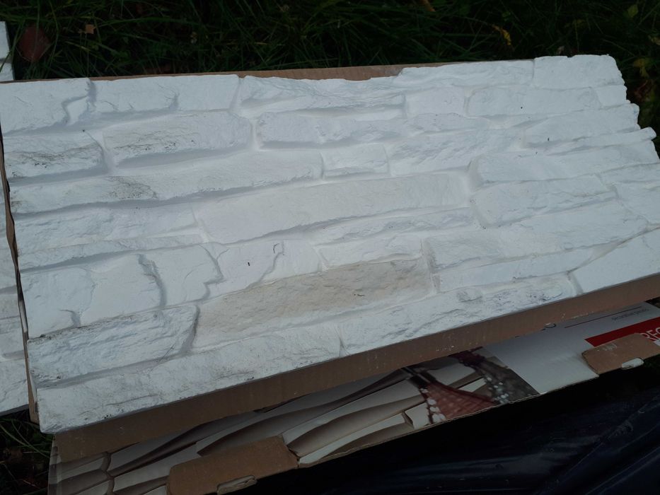 Ponad 2 m ładnych cegielek ozdobnych  tanio