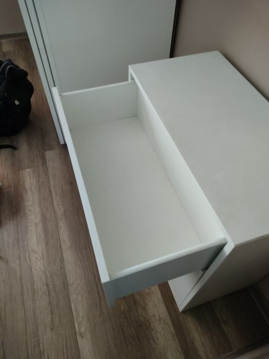 Komoda z szufladami