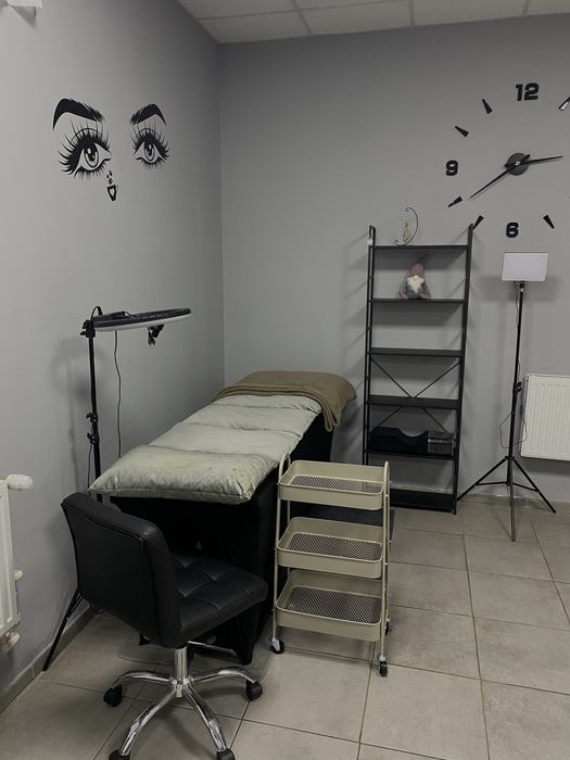 Оренда пів кабінету лешмейкер, ламі, бровист