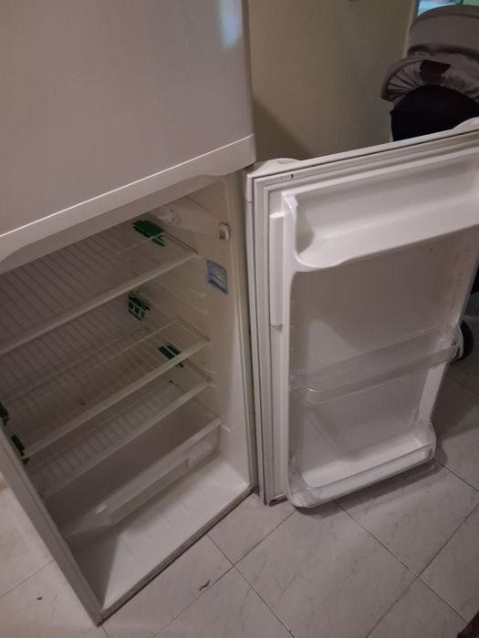 Frigorífico  zanussi  quase novo