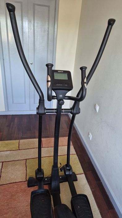 Bicicleta elíptica NewFit