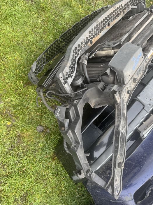 Установочна панель радіатори Kia Sorento (2009-2012)CRDI