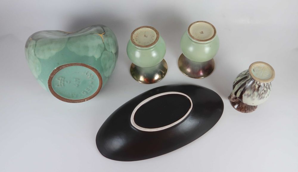 Conjunto de faiança modernista Europeia