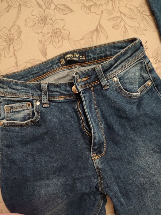 Продам джинсы женские