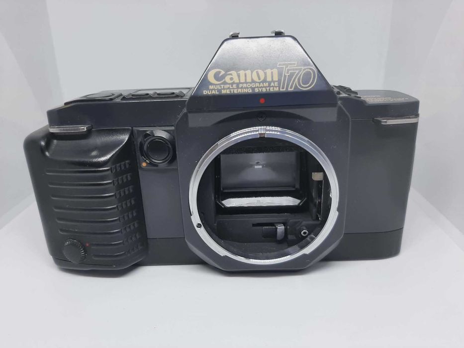 Aparat Canon T70 korpus