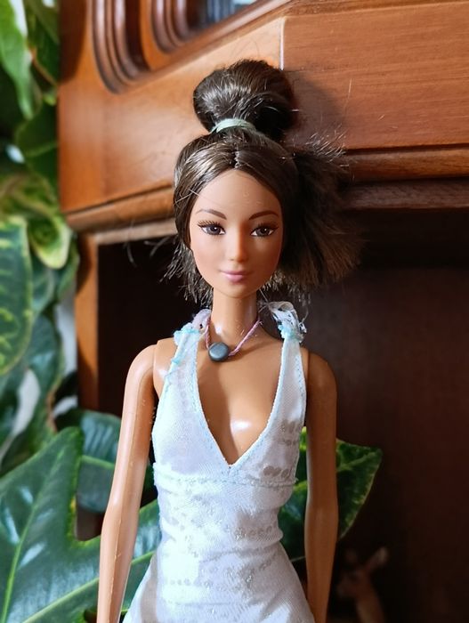 Лялька Барбі Mattel Лея