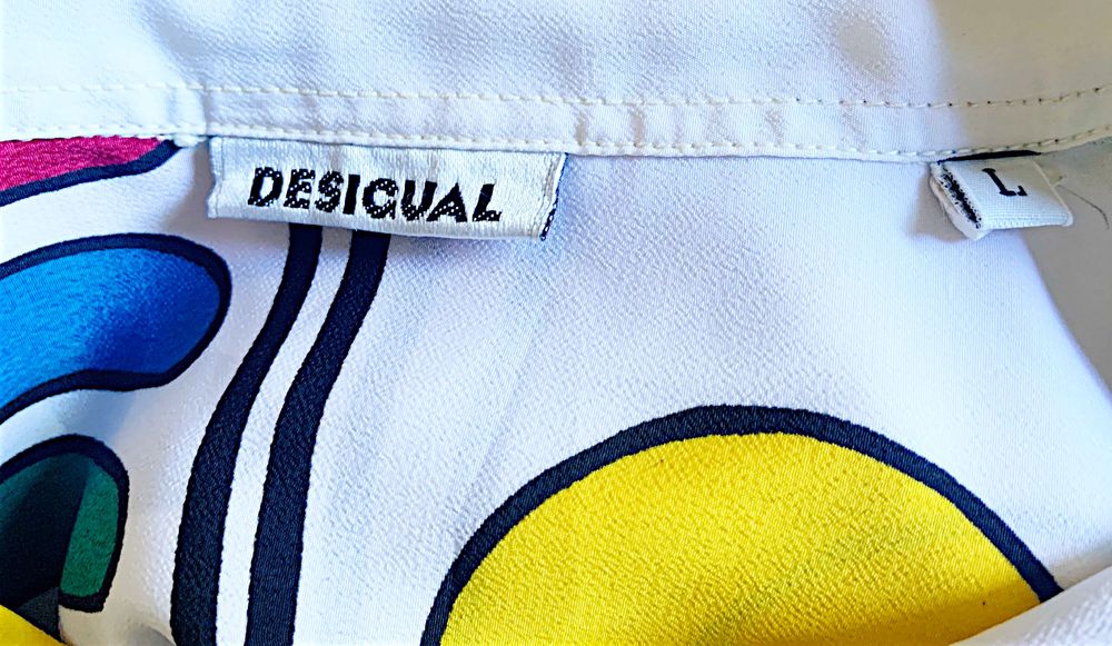 Camisa Desigual Estampada
Tamanho L