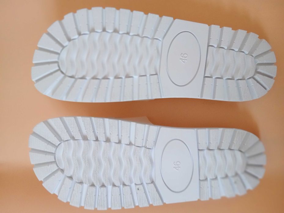 Klapki Bench – białe | rozmiar 46 | NOWE