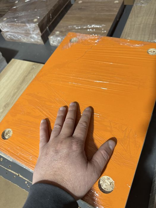 Тележка косметолога, этажерка. СЕБЕСТОИМОСТЬ ЦЕНА РЕАЛЬНАЯ 500 гр