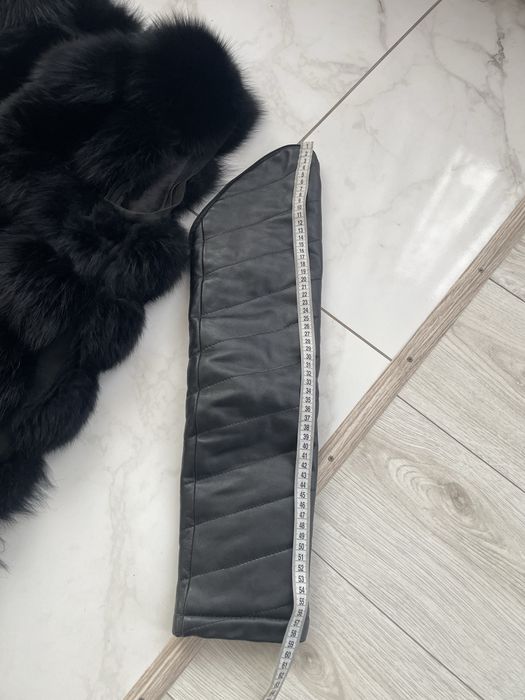 Продам шубку - безрукавка ( натуральне хутро)