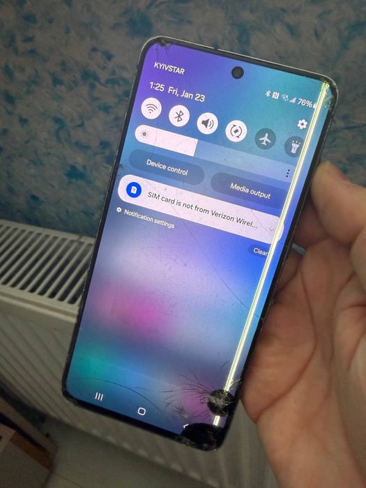 Samsung s21 fe 6/128gb  битий