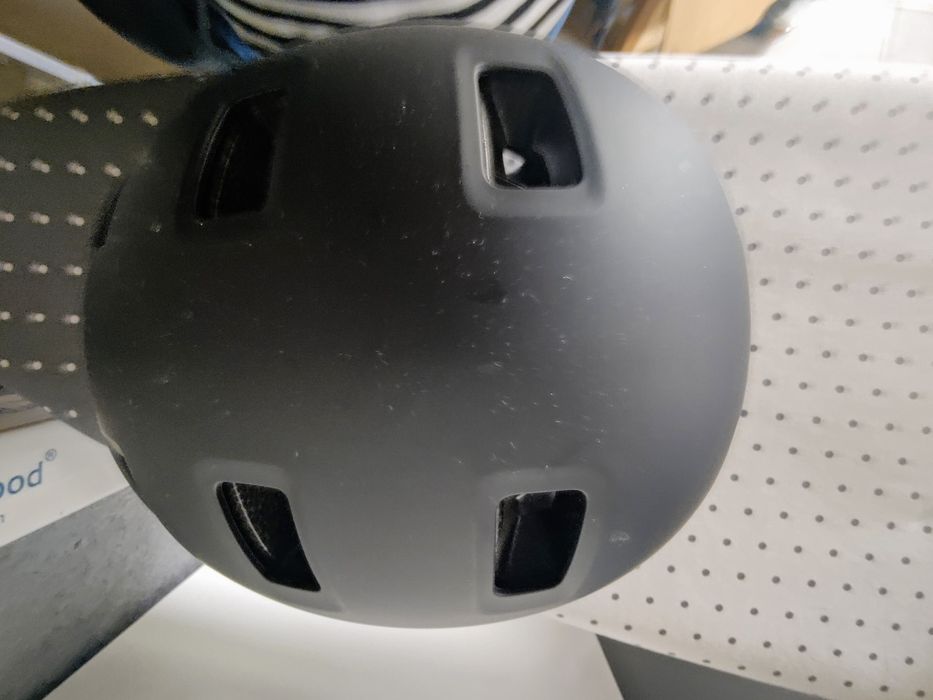 Capacete Oxelo preto