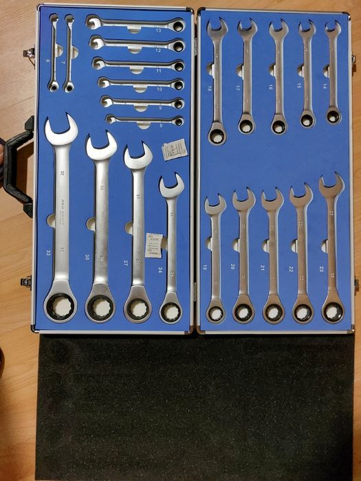 H8Q-KRAFT Germany 22PCS 0Набір ручкових ключів з тріщотками