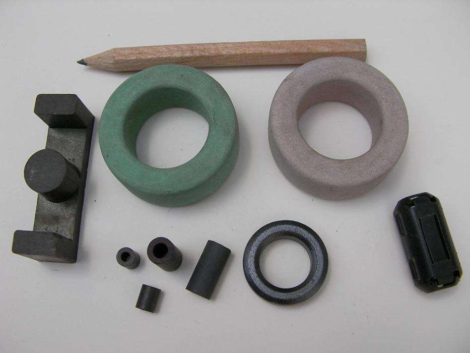 Nucleo de ferrite / toroidal / toroide. Vários tipos64286515308801121