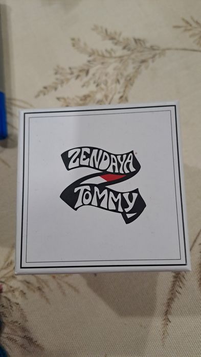 Relógio Tommy Hilfiger Zendaya x Tommy