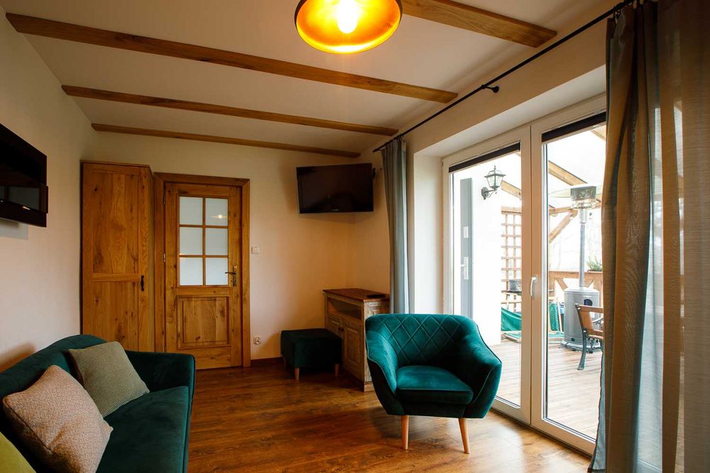 Kwatery pracownicze / Pokoje gościnne – Wierzchy k. Osia