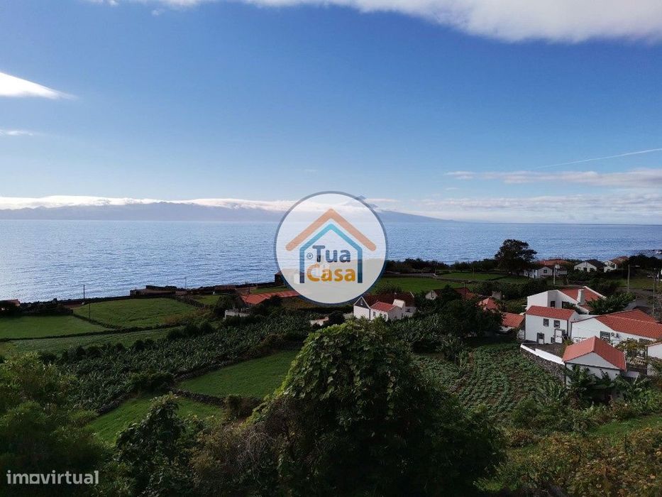 Terreno Rústico com 238mt em Fajã Vimes