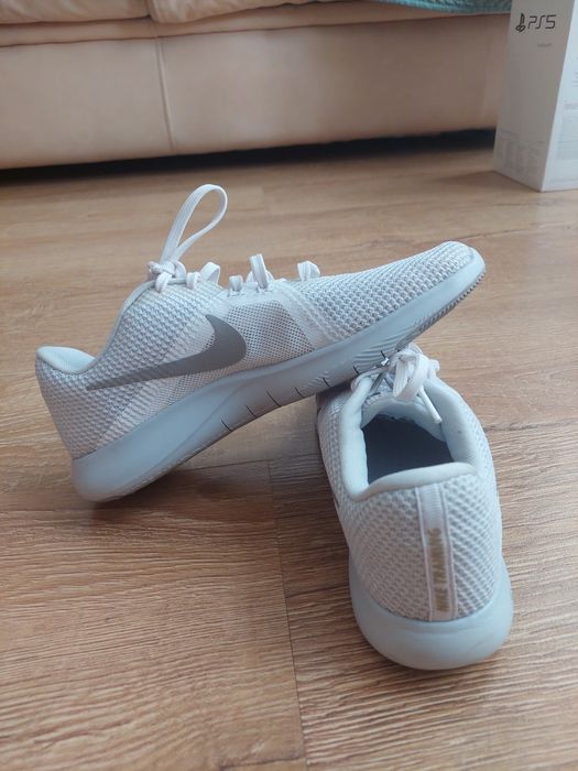 Жіночі кросівки Nike 36 розмір