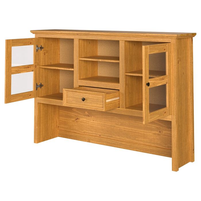 Drewniana nastawka na komodę – klasyczna witryna z półkami