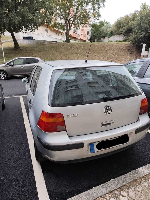 VENDO - VW Golf 2001 foto 2