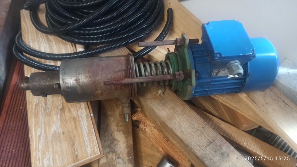 jednostka wiercąca do maszyn stolarskich z silnikiem