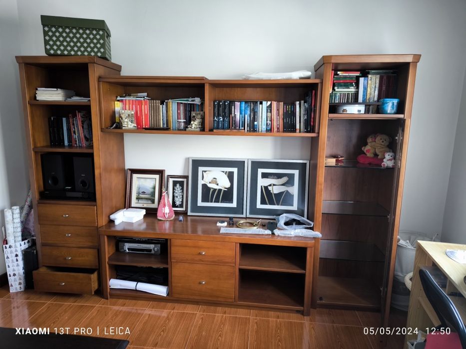 Móvel de sala para TV