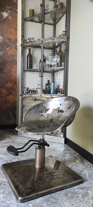 Fotel industrialny, loft.