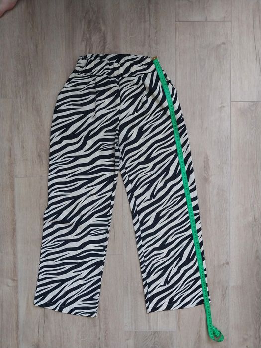 Літій костюм для дівчинки з тигровим принтом