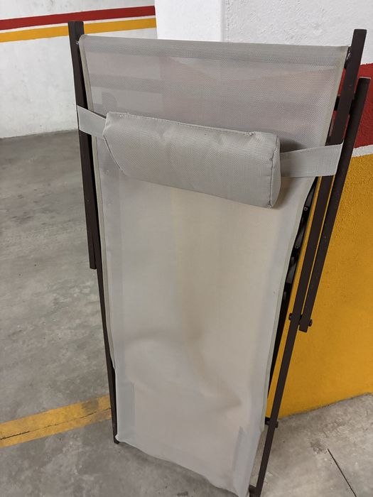 Vendo 2 espreguiçadeiras