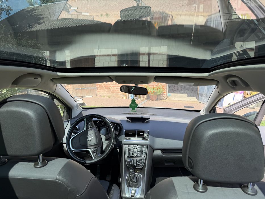 Opel Meriva B 2010r