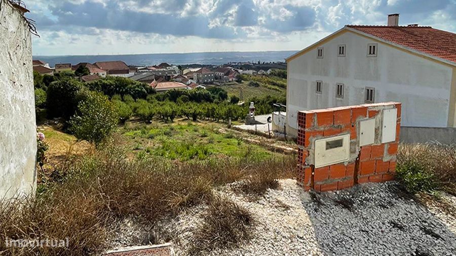 Terreno const. 1 moradia, local tranquilo, vista panorâmica, Usseira