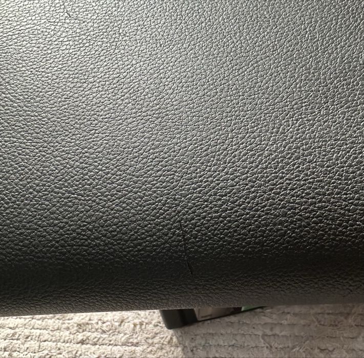 Porta-luvas Opel Astra J de 2009 a 2016