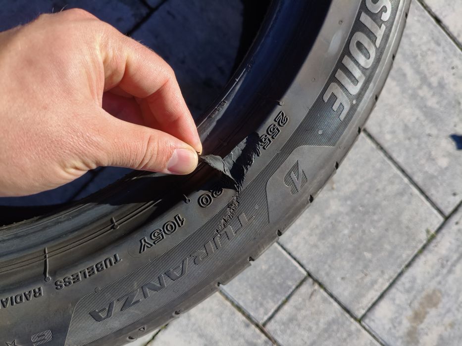 Bridgestone Turanza 6 255/45/R20