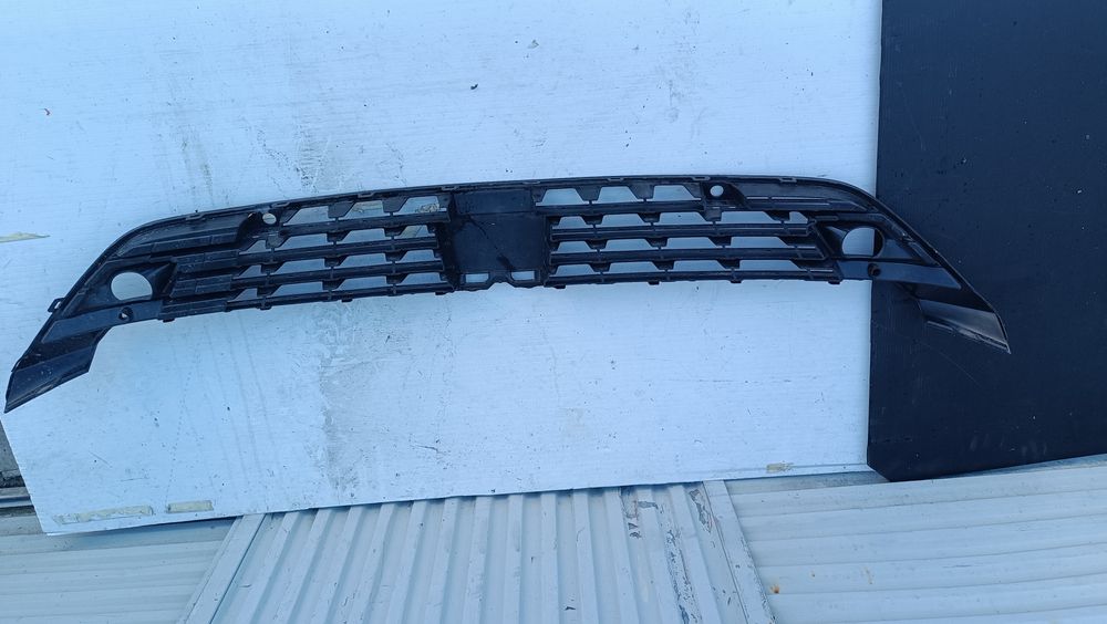 Vendo grelha de frente Opel Astra L ano 2022