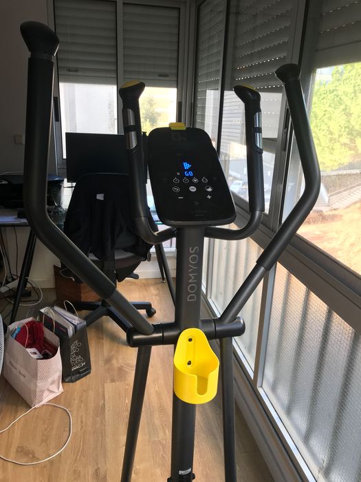 Bicicleta elíptica praticamente nova