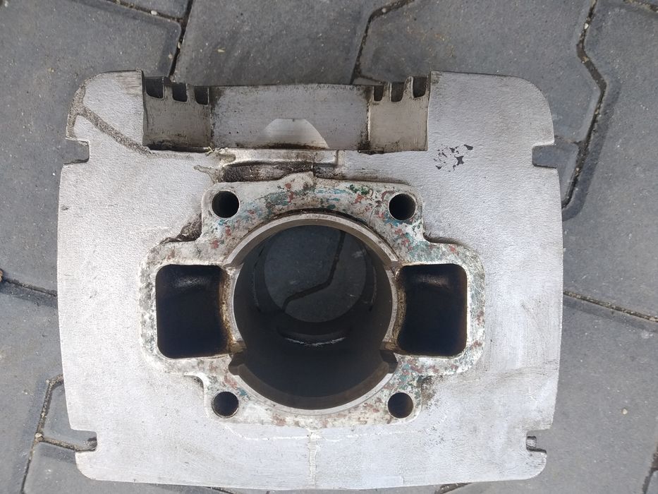 Cylinder tłok pierścienie cześć z silnika mz etz 250 251