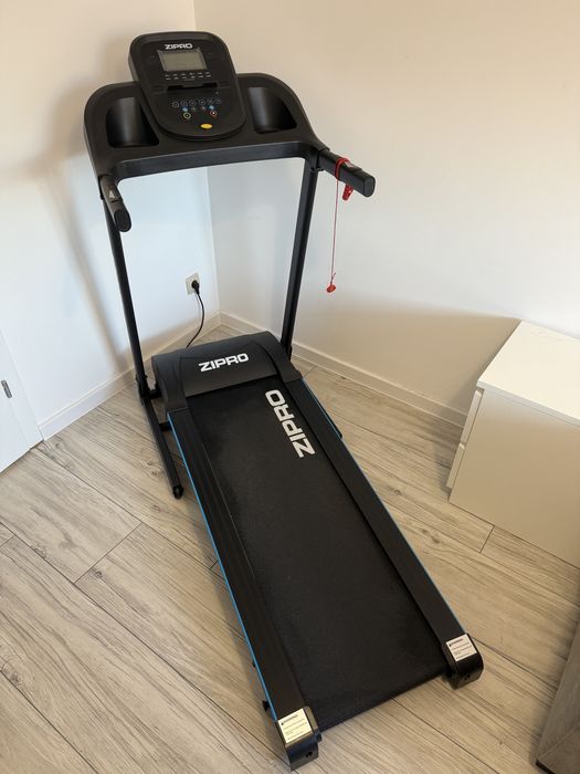 Bieżnia elektryczna do biegania Zipro Tekno
