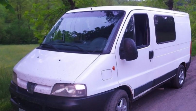 Вантажні перевезення.