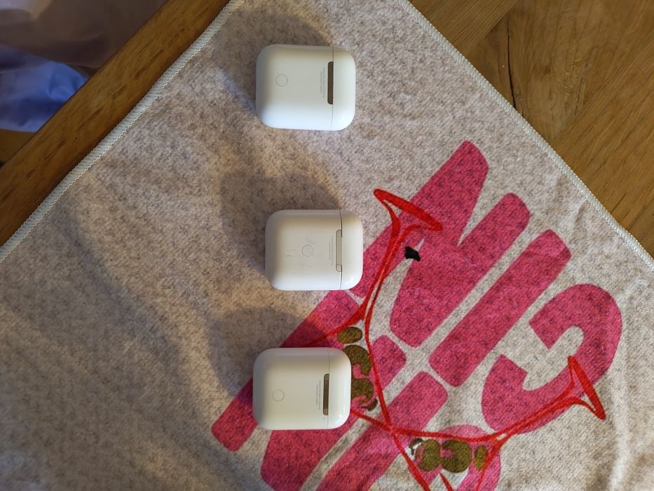 Case airpods 2 etui ładujące