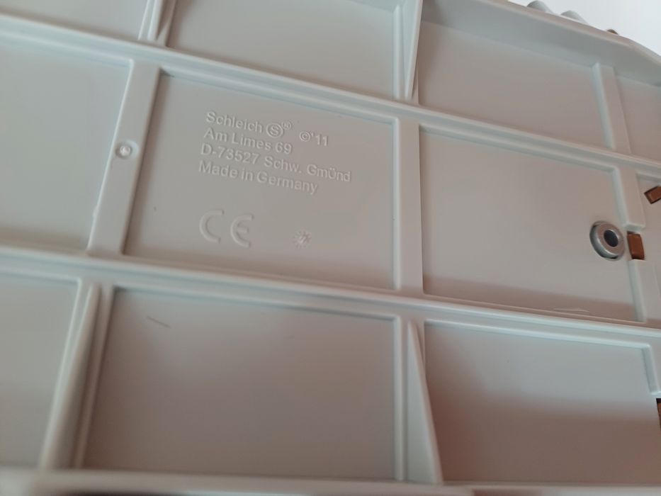 Przyczepa dla figurek koni Schleich oryginał Schleich