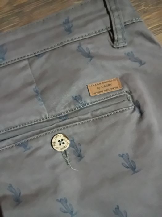 Męskie spodenki brązowe